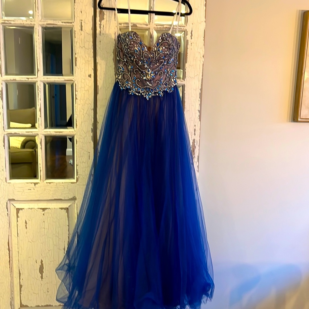 Terani Couture Size 8 PROM😍 or evening gown